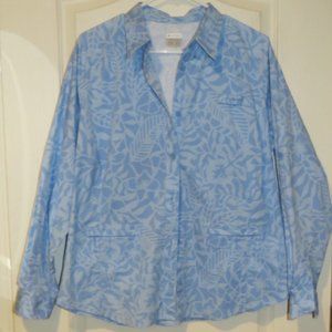 Columbia Sports Company Button-up Shirt Size Large